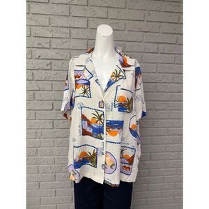 Paper Heart Women’s Postcard Hi-Lo Short Sleeve Shirt Size M